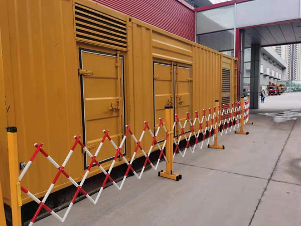 万秀租赁发电机发电机油箱使用后要定期清除油箱底部沉淀的杂质