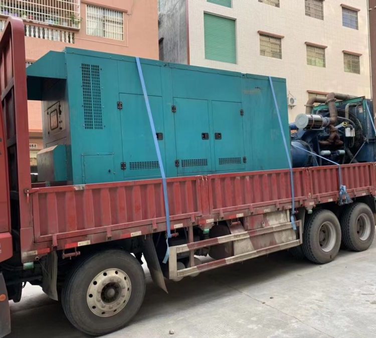 万秀如何在不同负载率下确保 400KW 柴油发电机组的正常运行？
