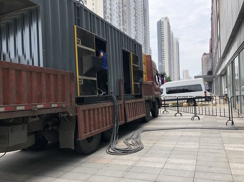 万秀柴油发电机空气滤清器在不同季节的更换周期是否有差异？